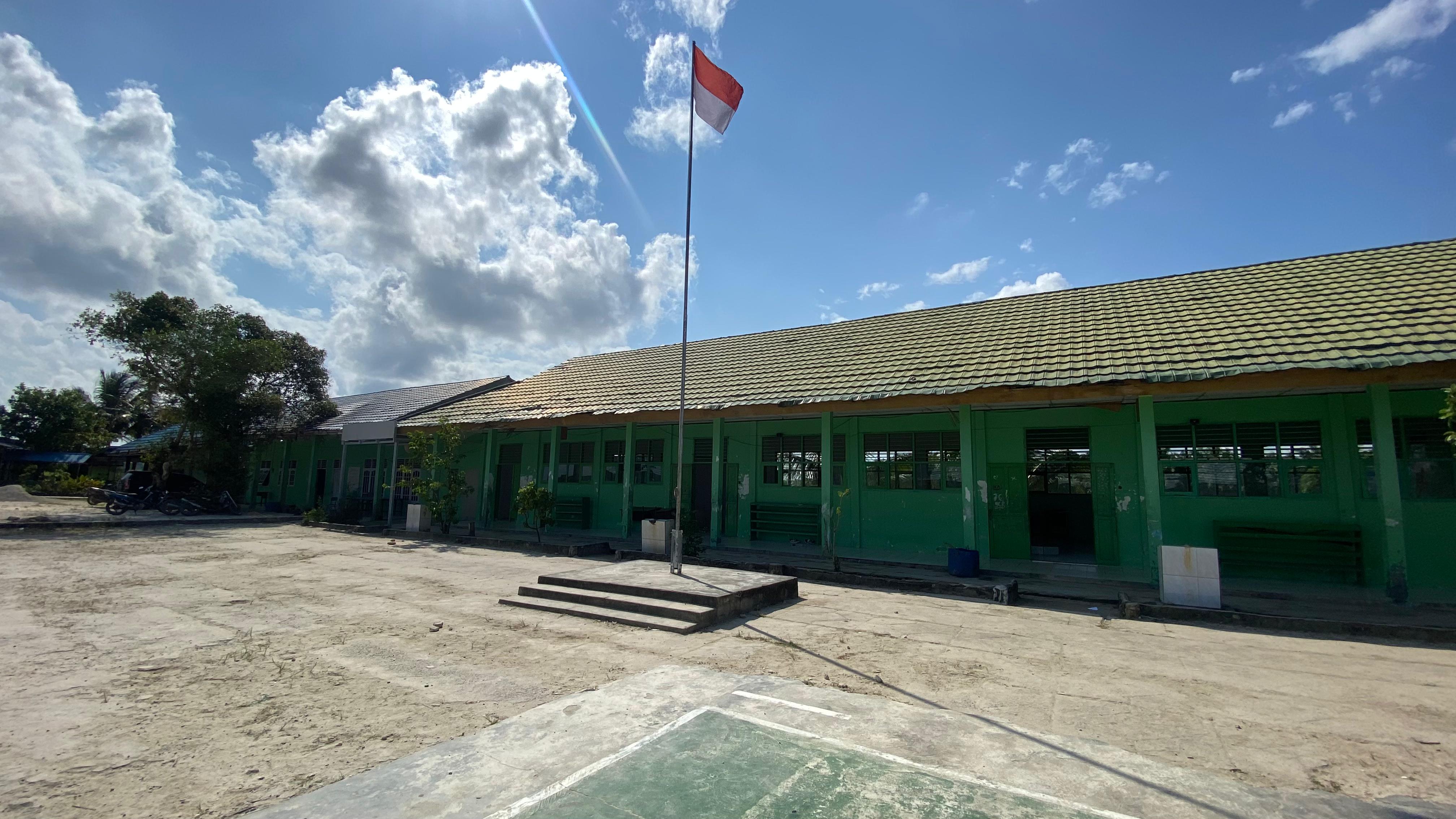 Madrasah Tsanawiyah (MTs) Bina Ul Muhajirin